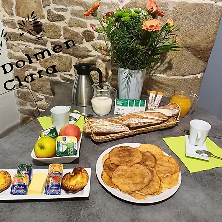Bed & Breakfast Le Loft Du Dolmen Clara, Entre Terre Et Plounevez-Lochrist
