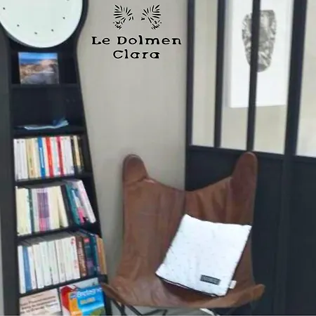 Bed & Breakfast Le Loft Du Dolmen Clara, Entre Terre Et Plounevez-Lochrist